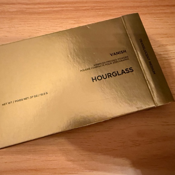 Hourglass VANISH Airbrush Pressed Powder—- NEW!!! Translucent Medium - Picture 5 of 5